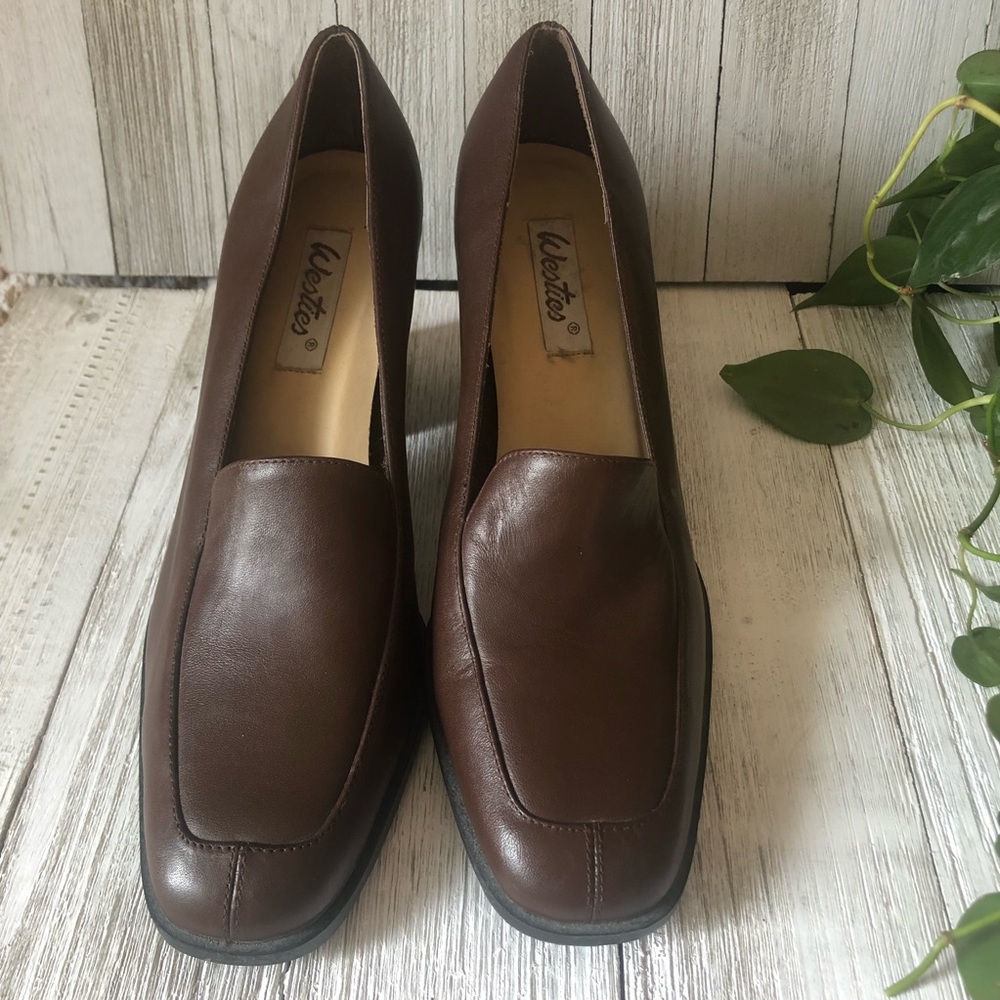 NWT Vtg Westies • Block Heel Pumps - Picture 2 of 7